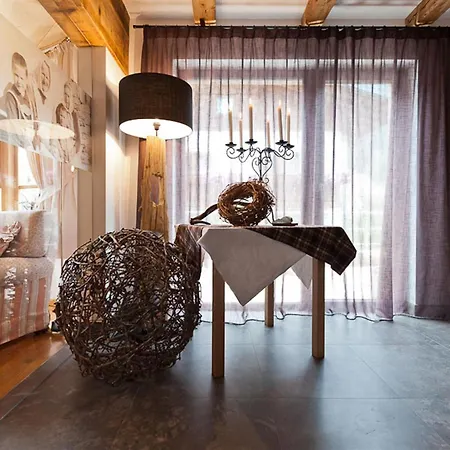Burgus - Design Suites&Apartments-3